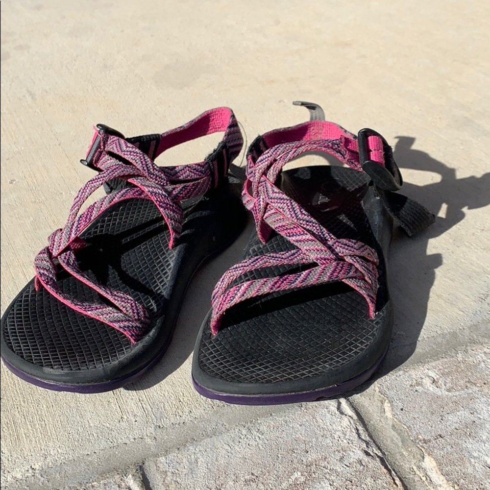 Girls Chacos size 1